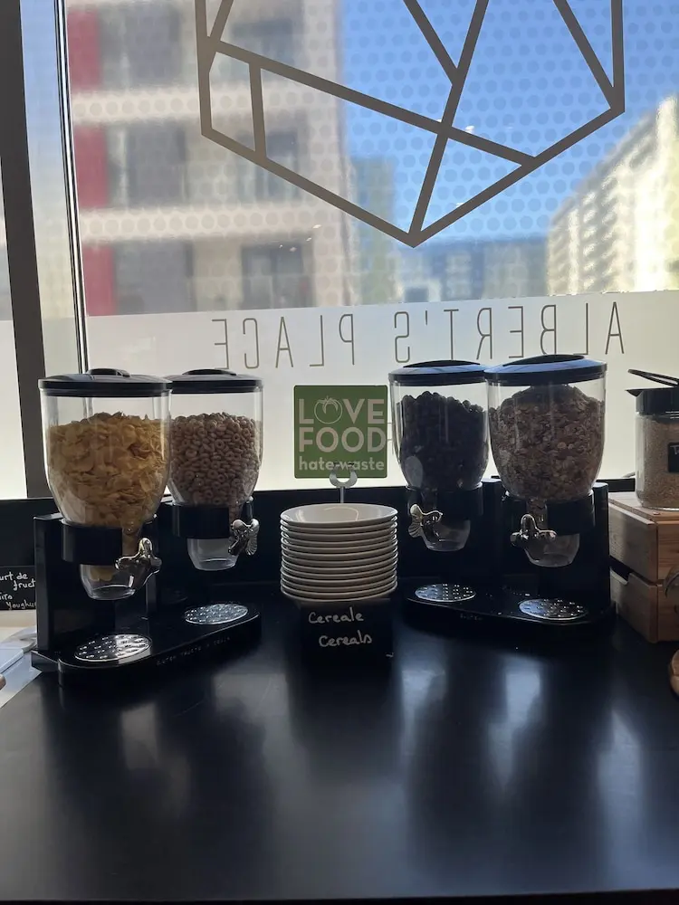 ibis Bucharest Politehnica, Breakfast buffet