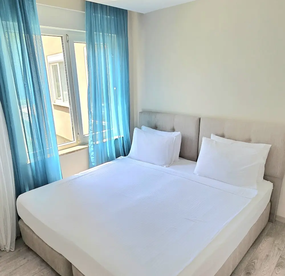 River Park Residence Lara, Room