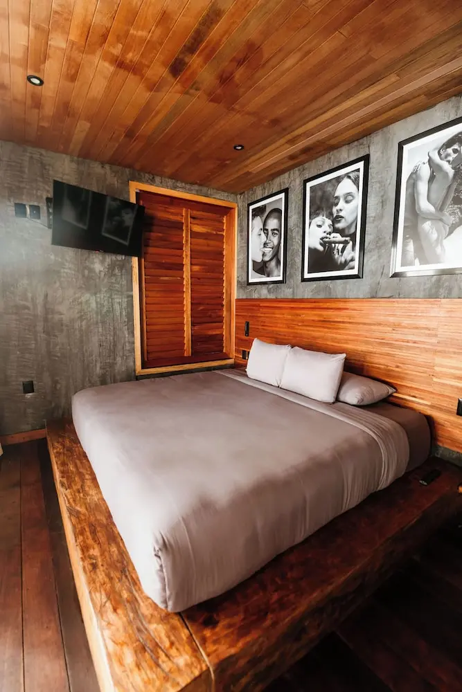 Naked Hotel Zipolite, 