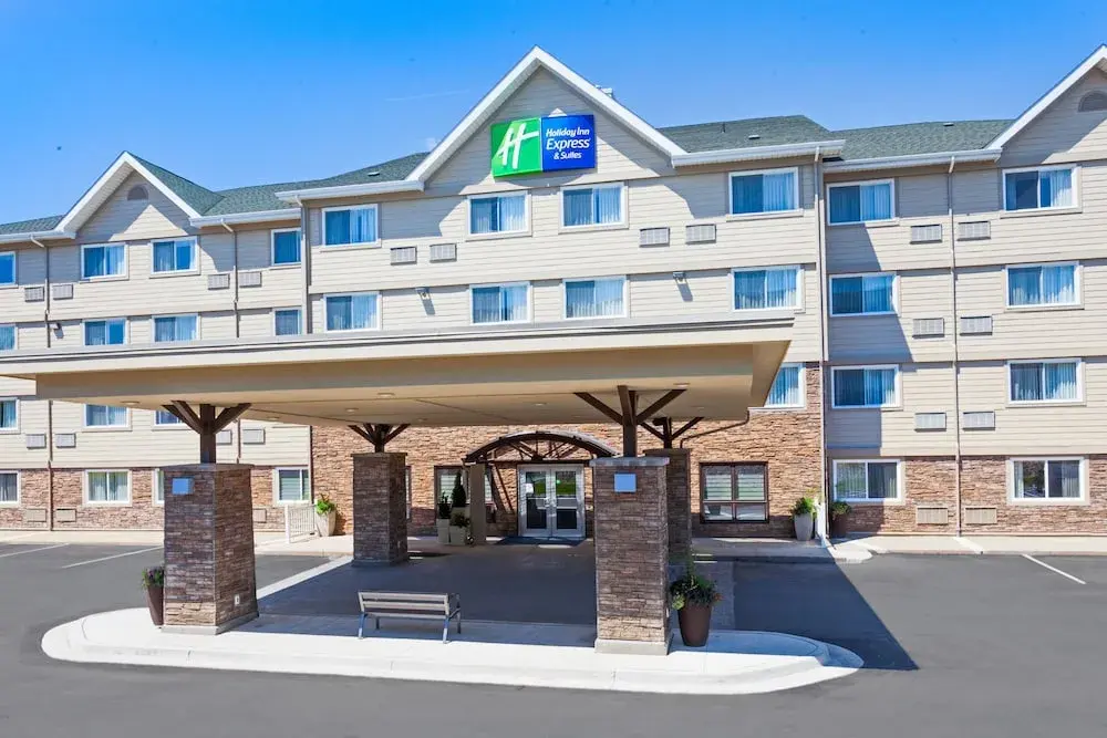 Holiday Inn Express & Suites Fredericton by IHG, 