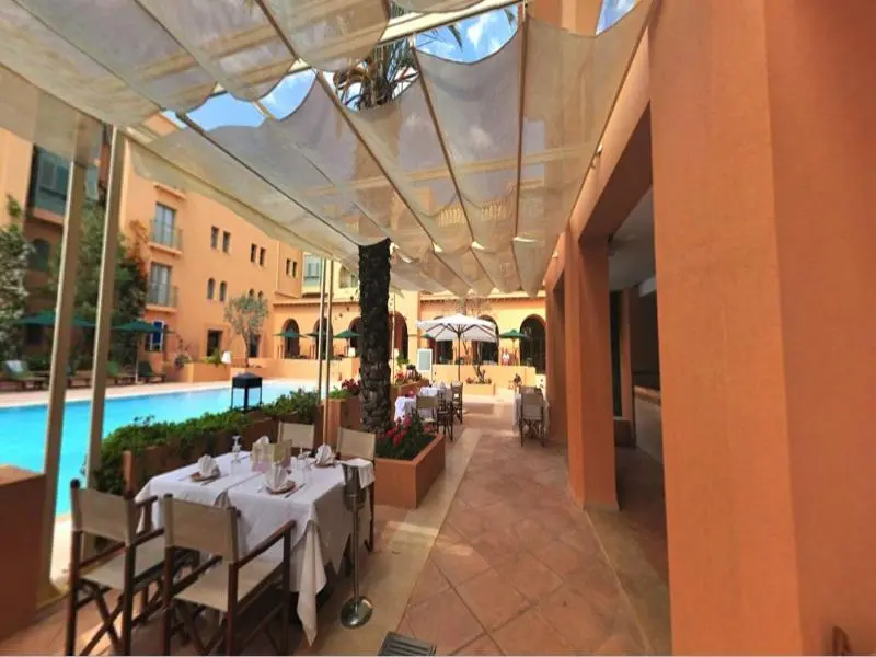 Alhambra Thalasso, Restaurant