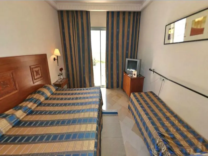 Alhambra Thalasso, Room