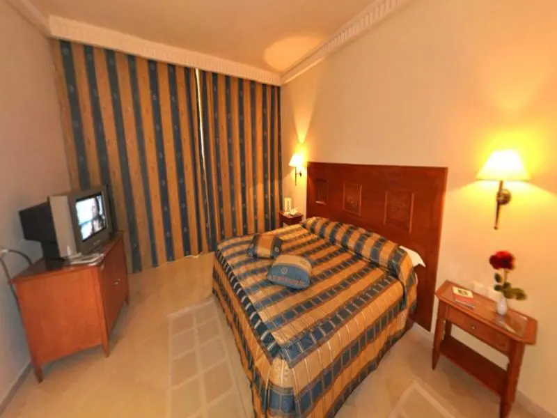 Alhambra Thalasso, Room