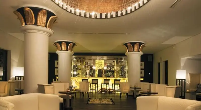 MOVENPICK Resort & Marine Spa Sousse, Bar