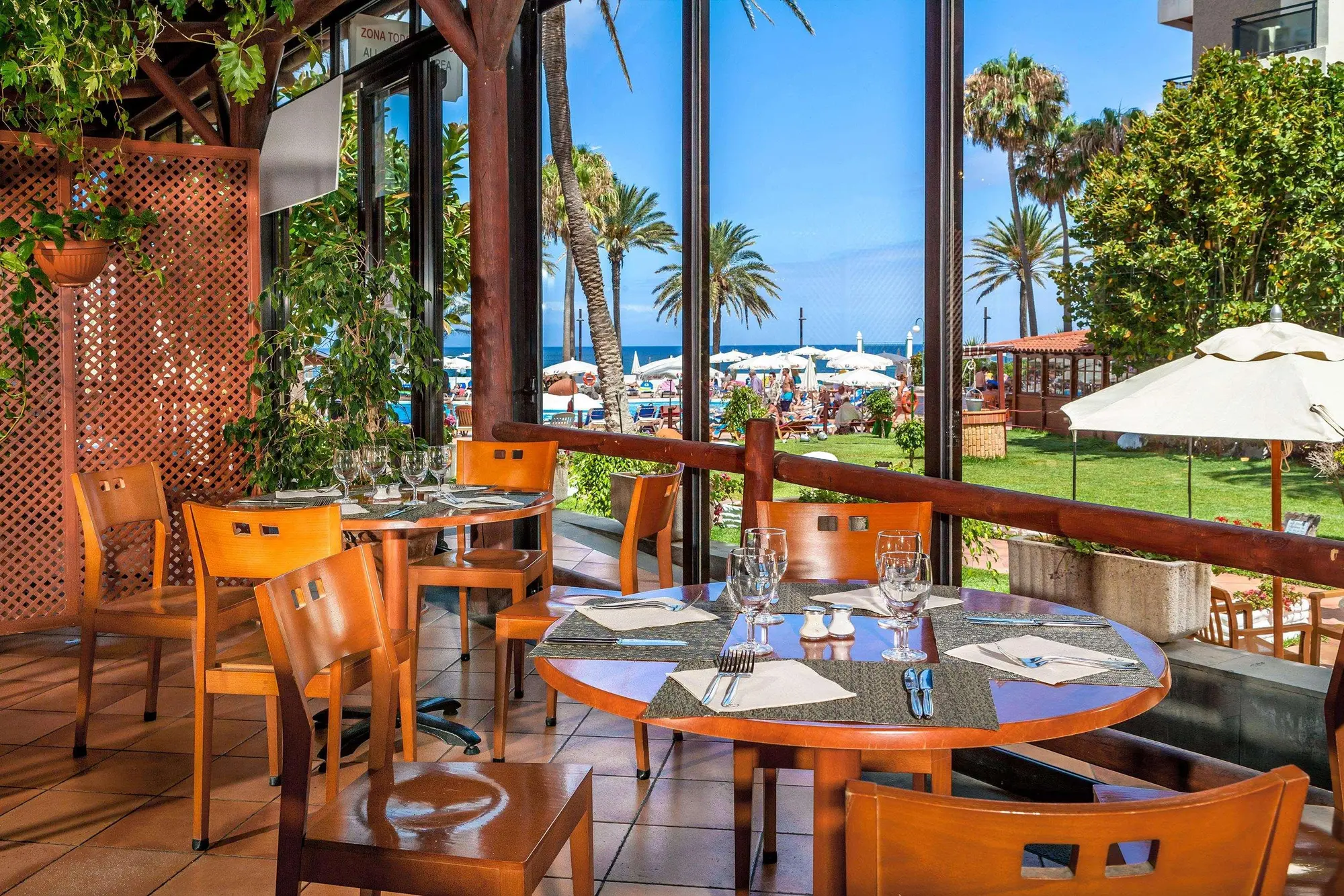 Sol Tenerife, Restaurant