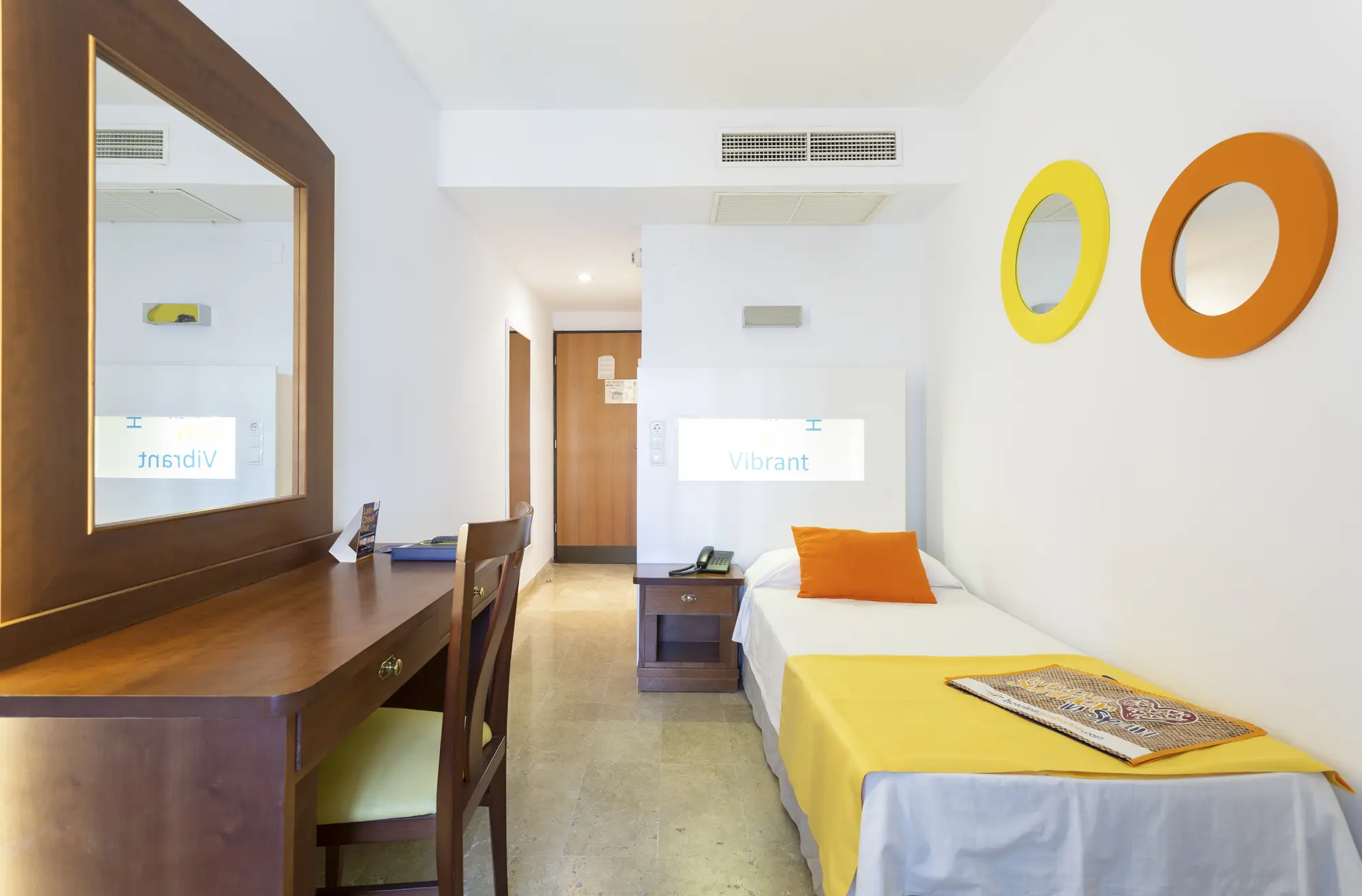 Globales Cortijo Blanco, Room