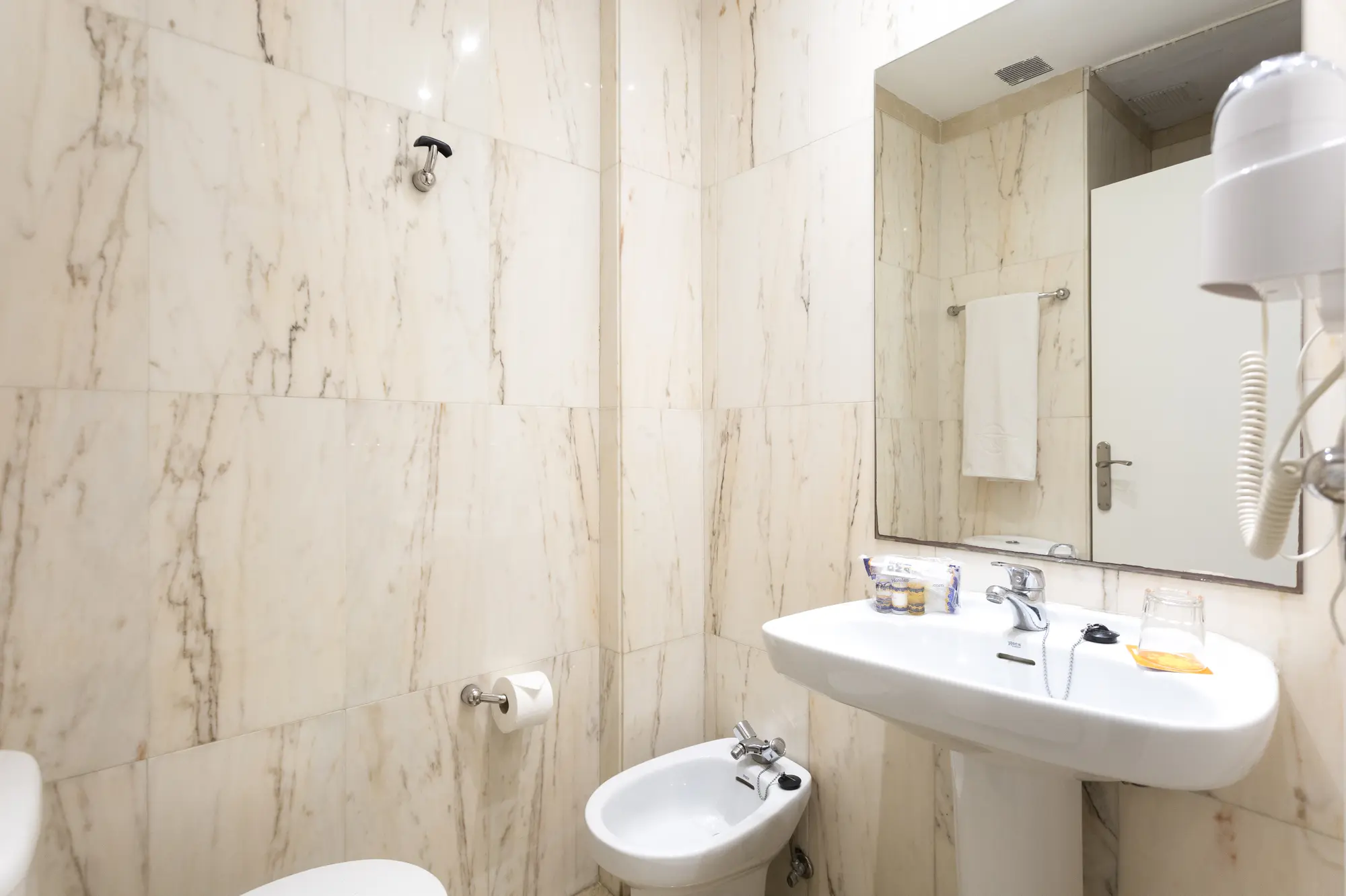 Globales Cortijo Blanco, Room