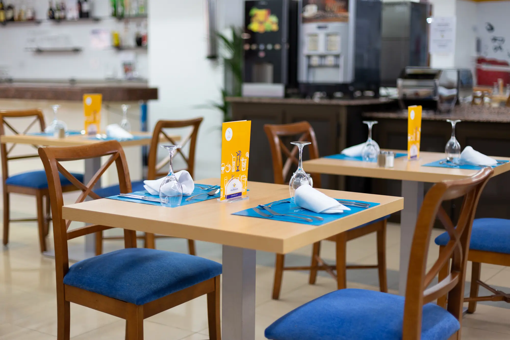 Globales Acuario, Restaurant