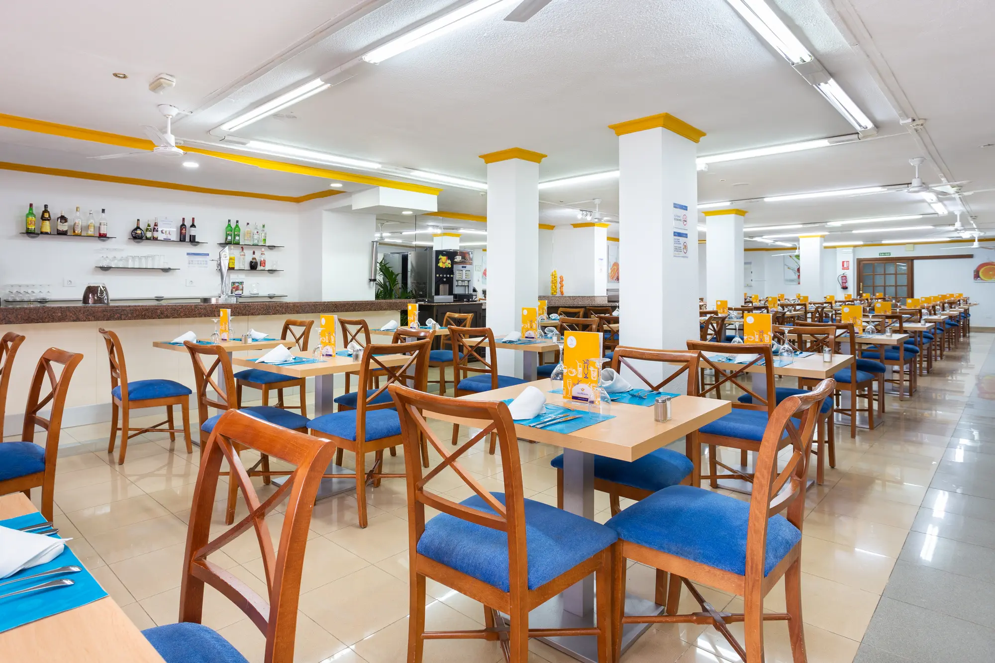 Globales Acuario, Restaurant
