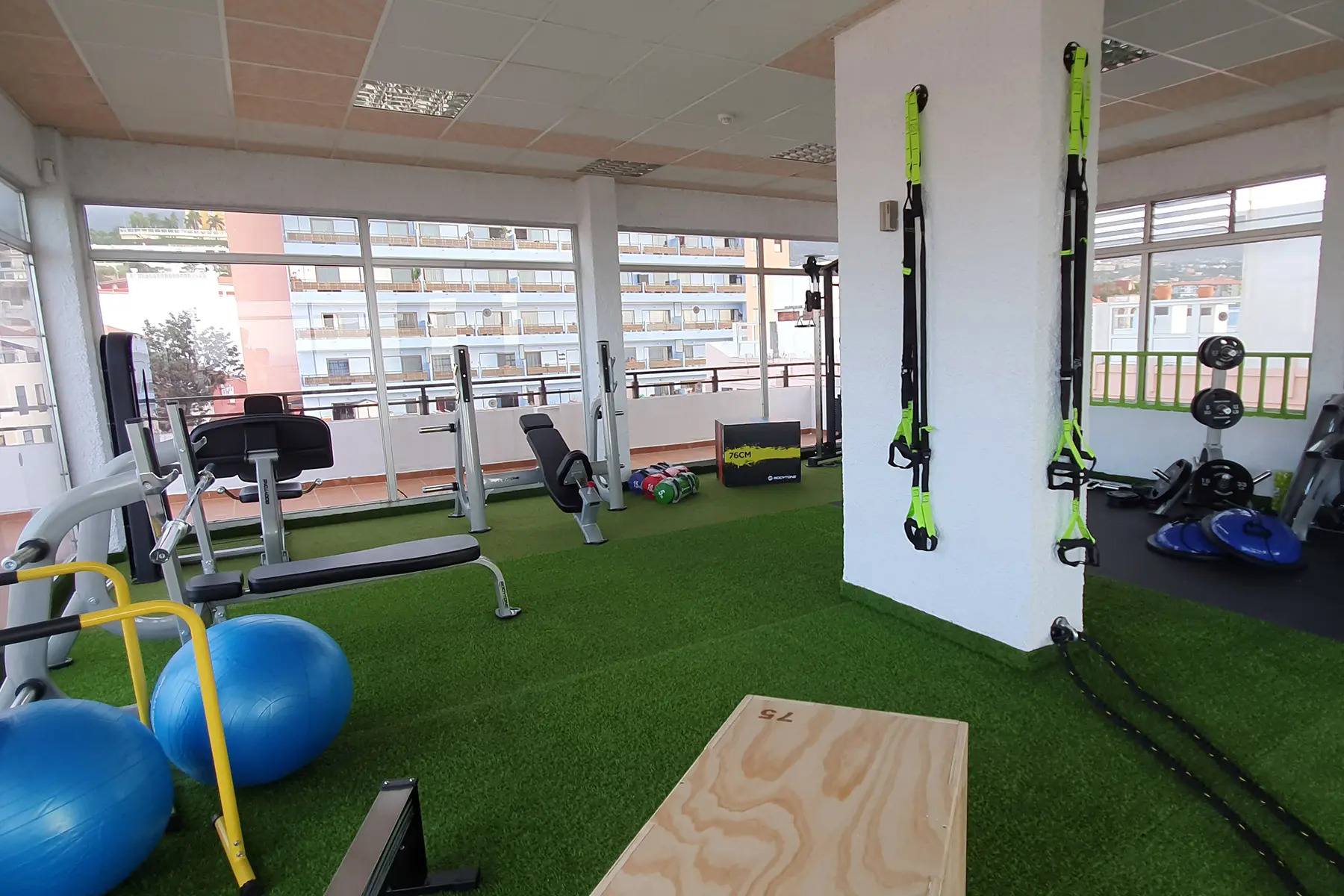 HC Hotel Magec, Sports and Entertainment