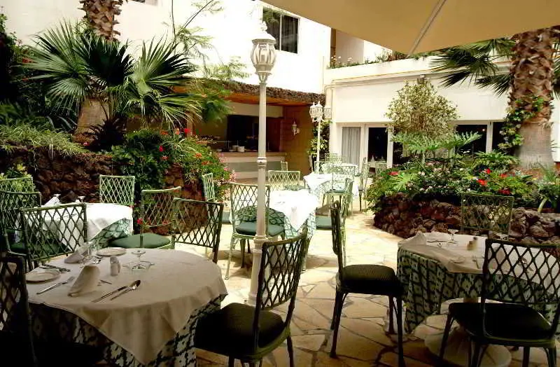 HC Hotel Magec, Restaurant