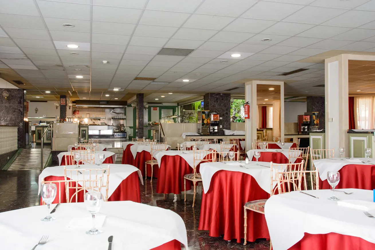 HC Hotel Magec, Restaurant