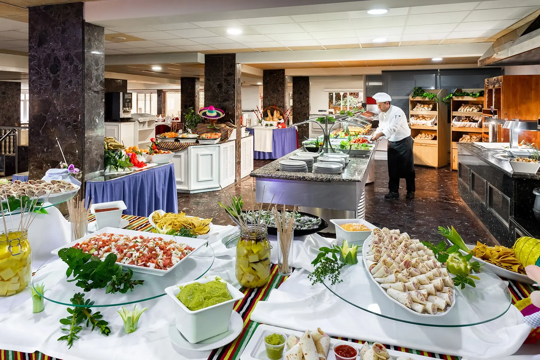 HC Hotel Magec, Restaurant