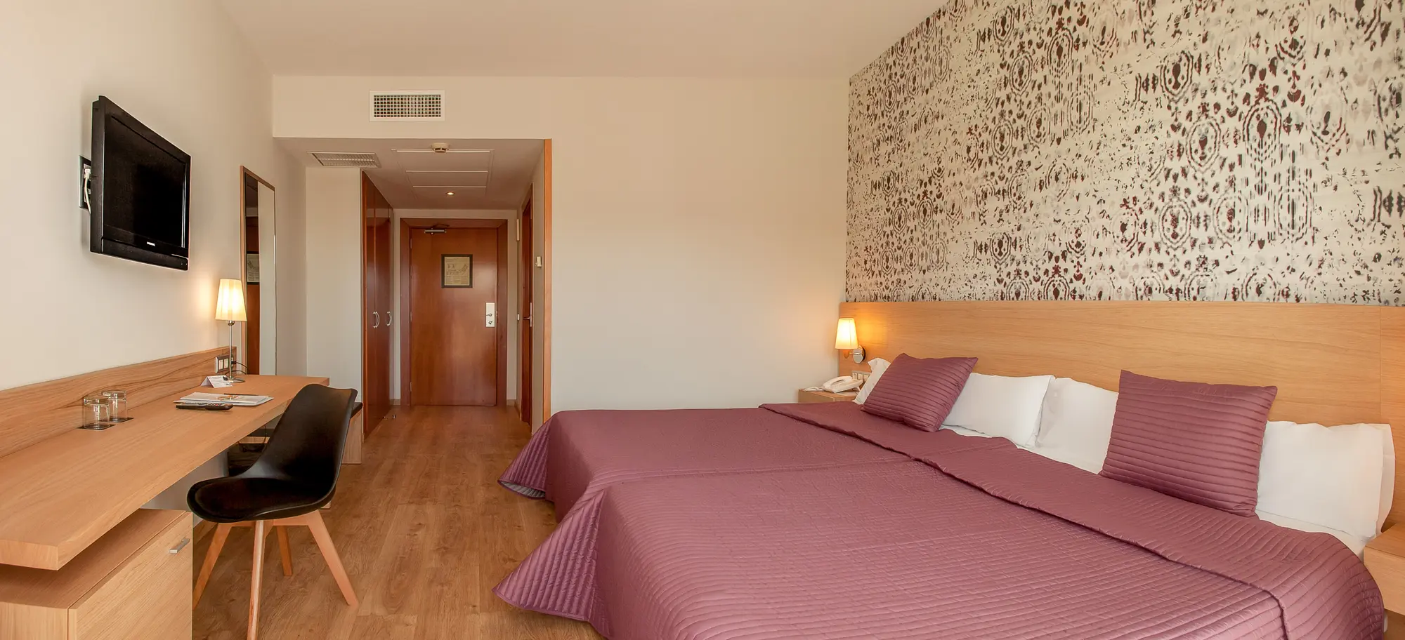 RH Princesa, Room