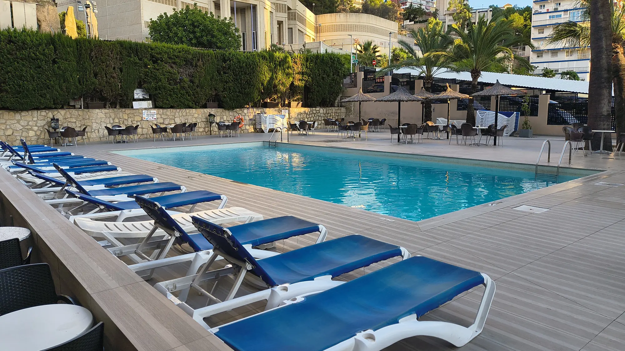 Mont Park, Pool