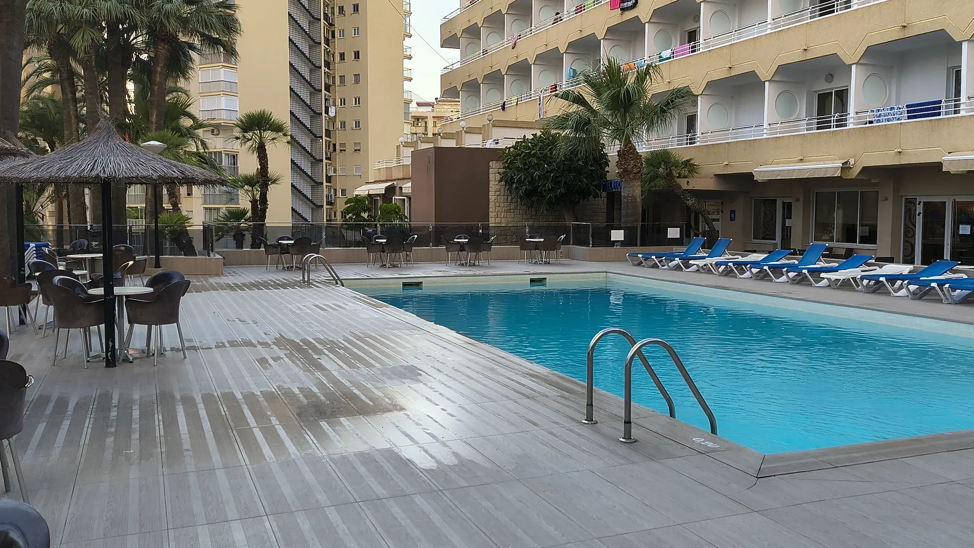 Mont Park, Pool