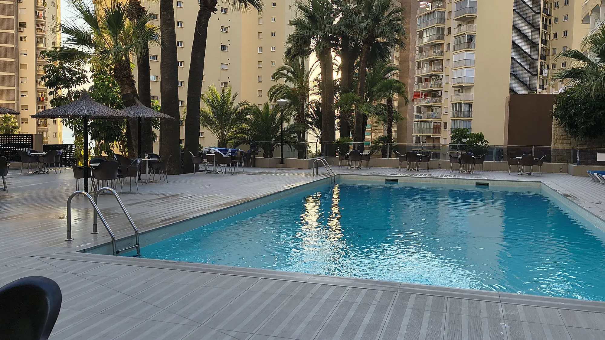 Mont Park, Pool