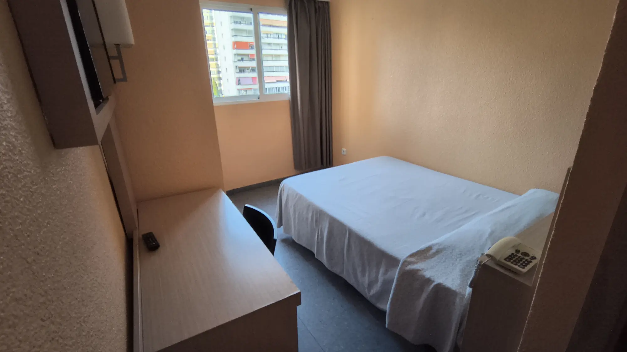 Mont Park, Room
