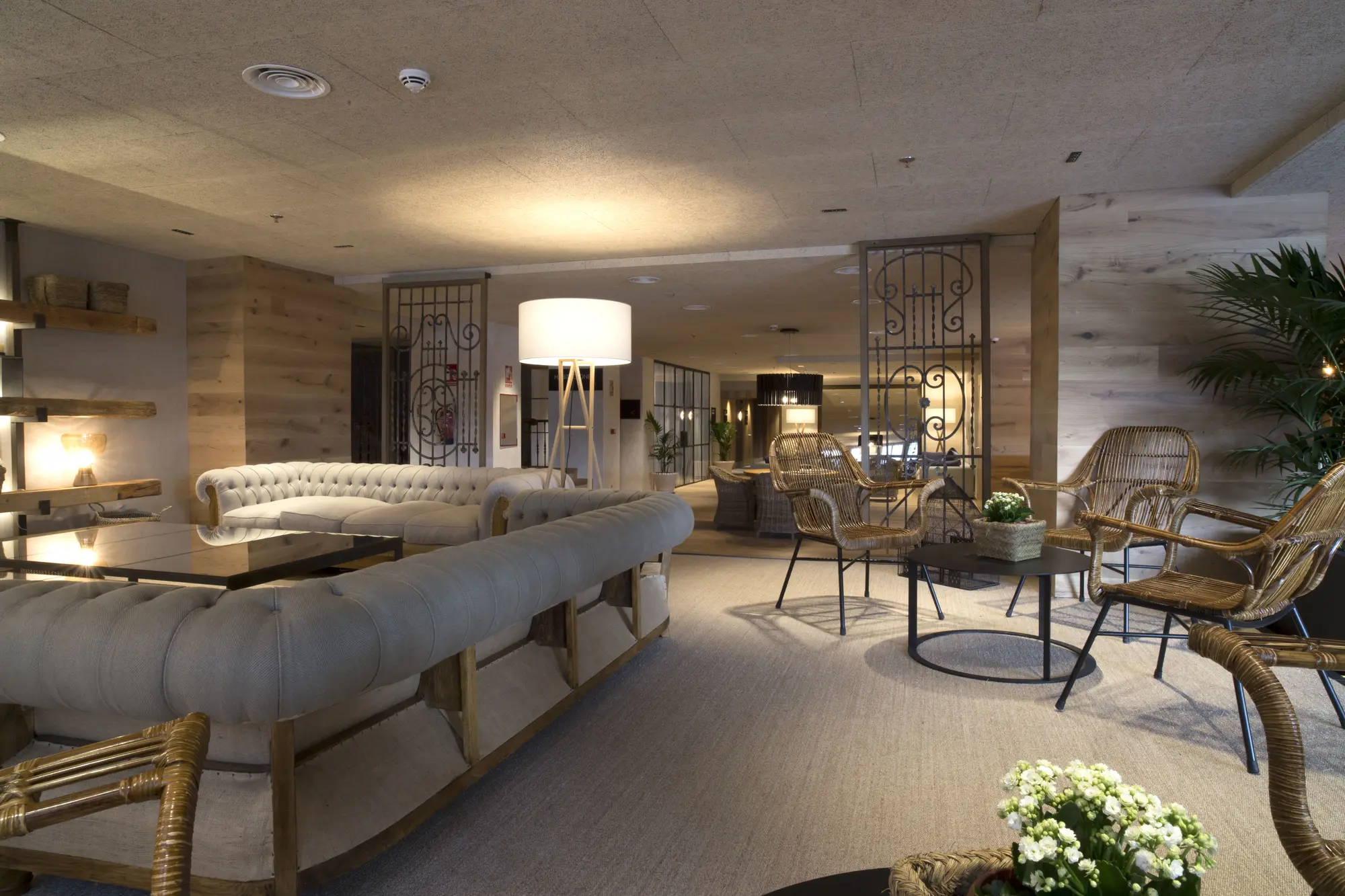 Zenit Sevilla, Lobby