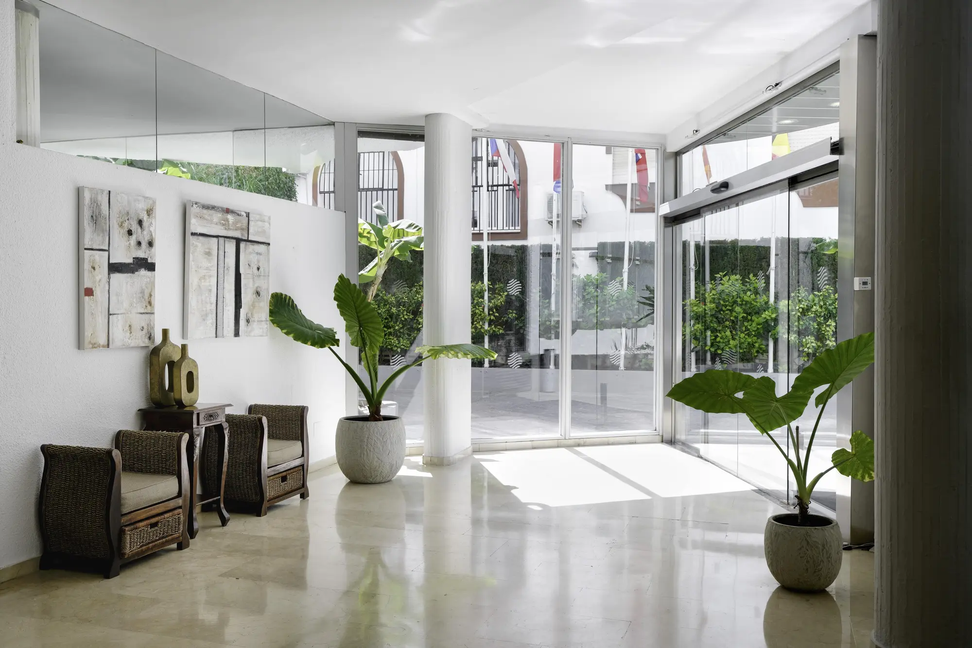 AluaSun Lago Rojo, Lobby