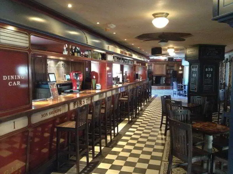 Ambassador Playa I, Bar