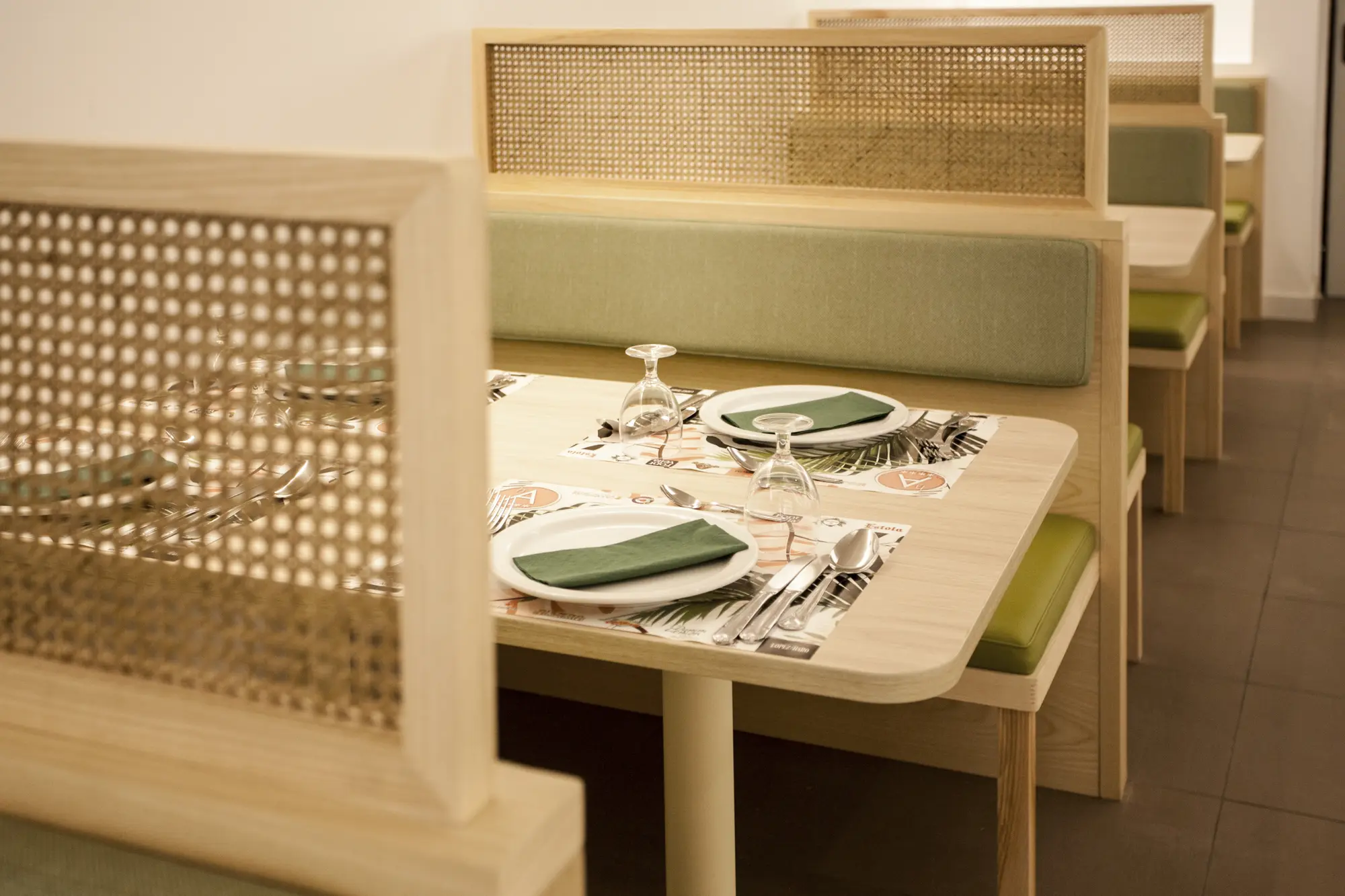 Ambassador Playa I, Restaurant