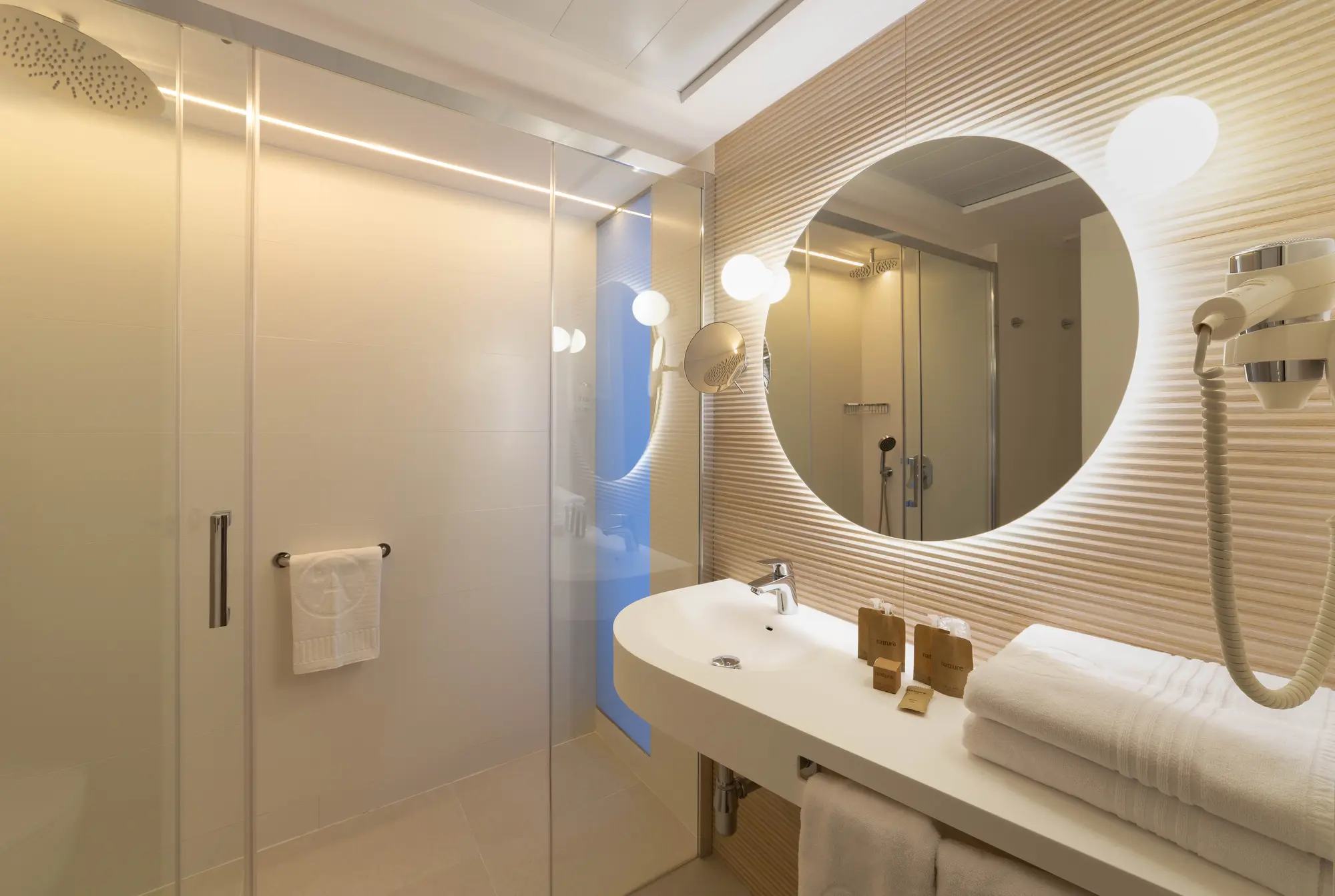 Ambassador Playa I, Room
