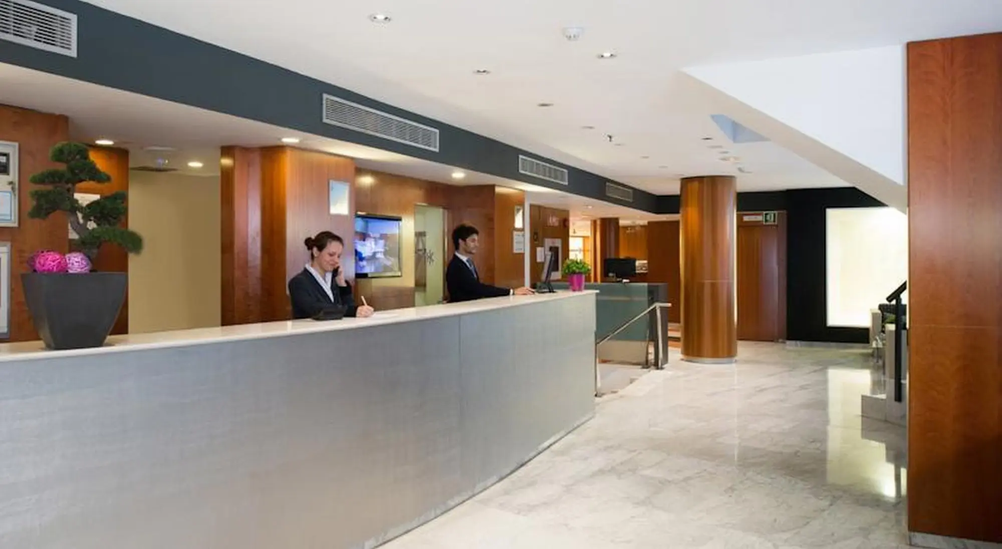 Catalonia Barcelona 505, Lobby