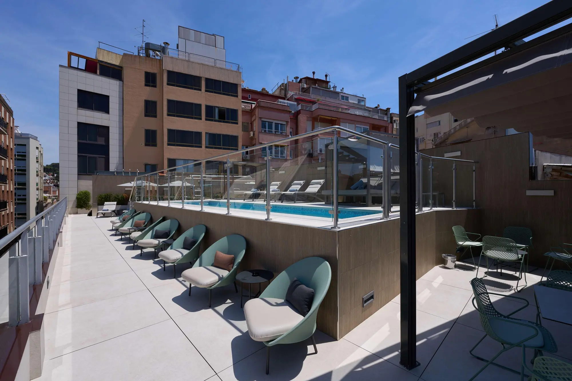 Catalonia Barcelona 505, Pool