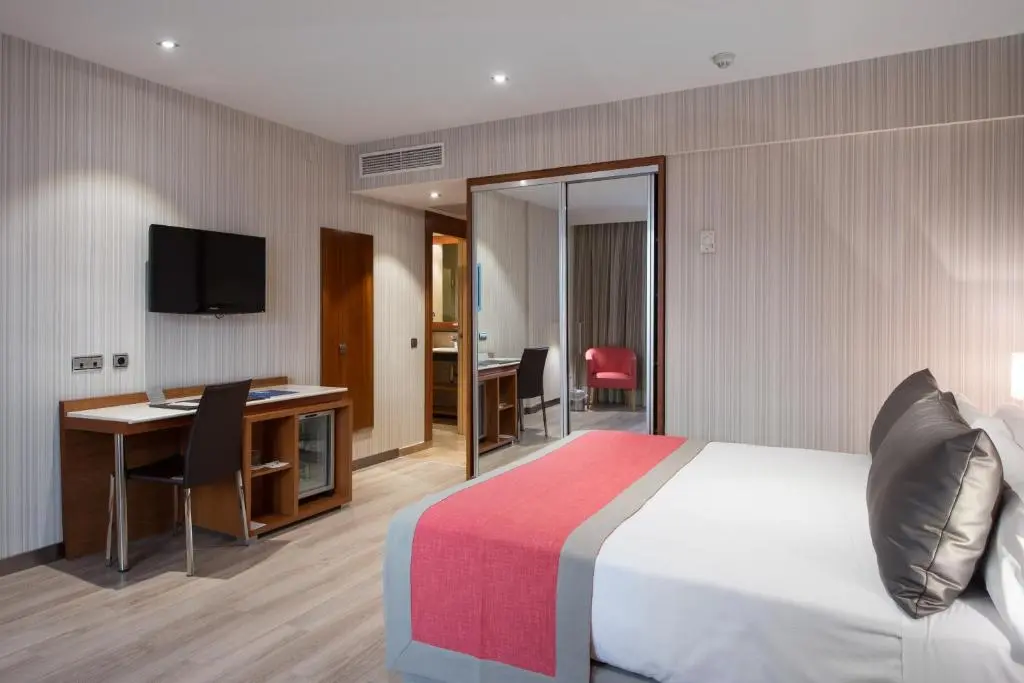 Catalonia Barcelona 505, Room