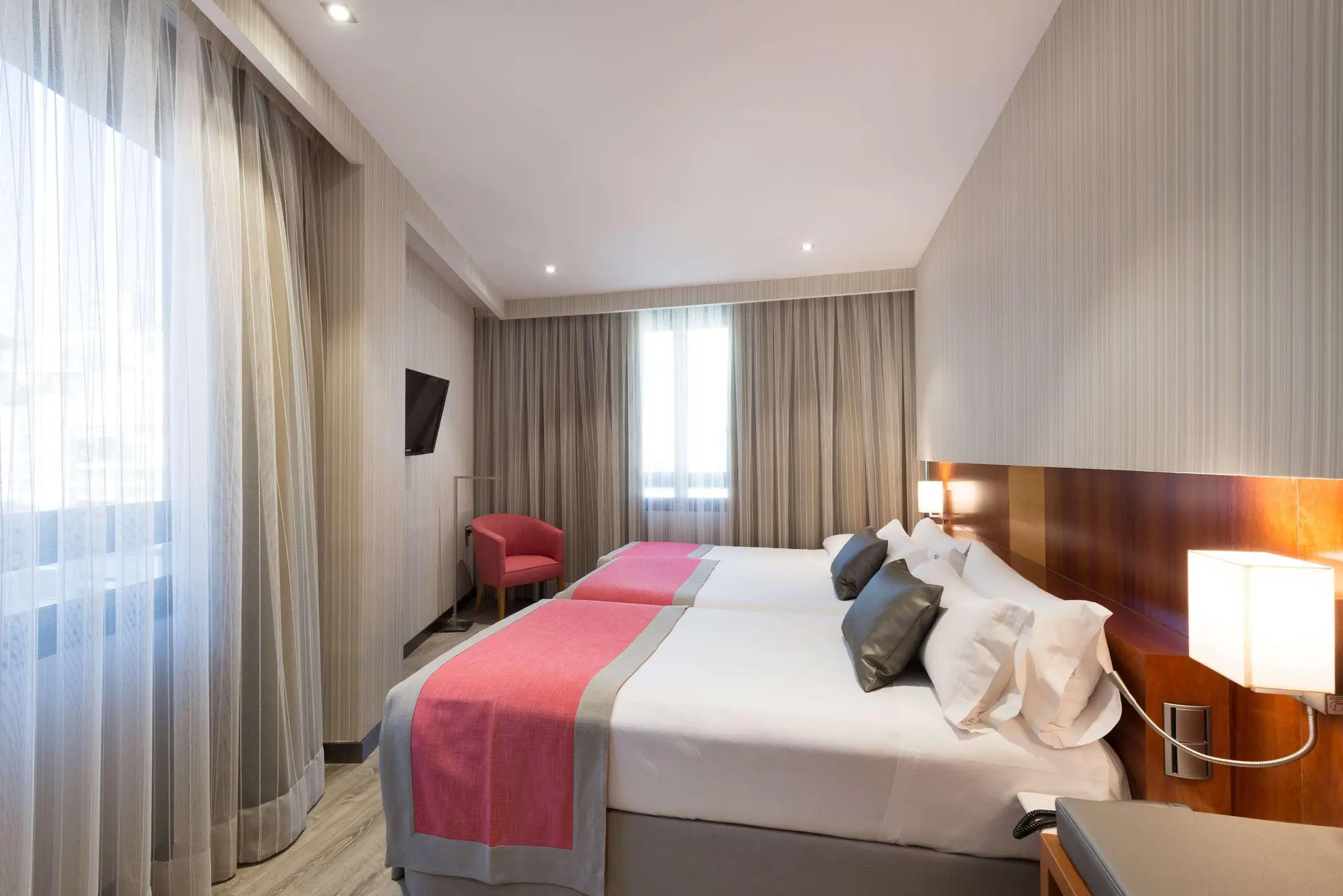 Catalonia Barcelona 505, Room