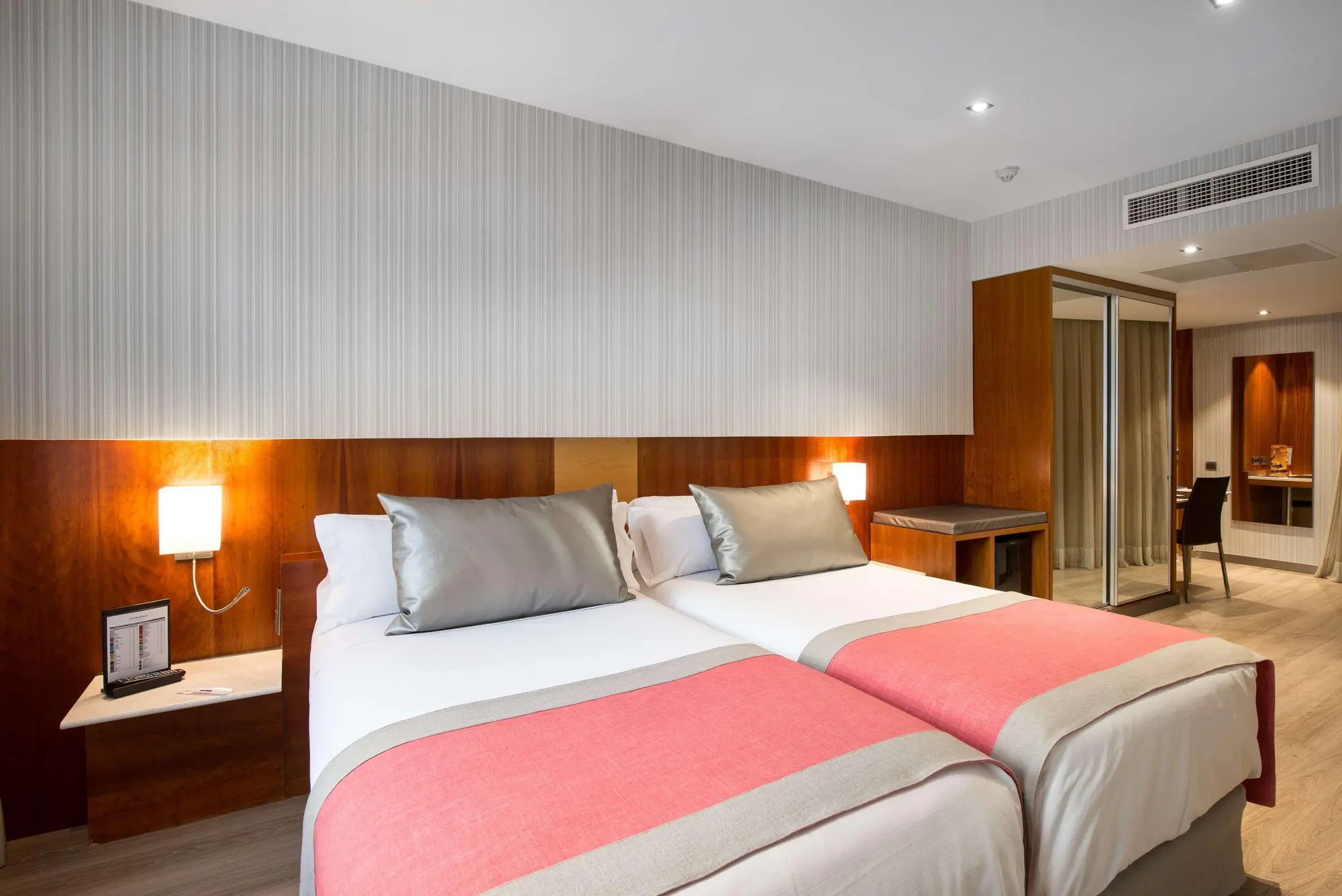 Catalonia Barcelona 505, Room