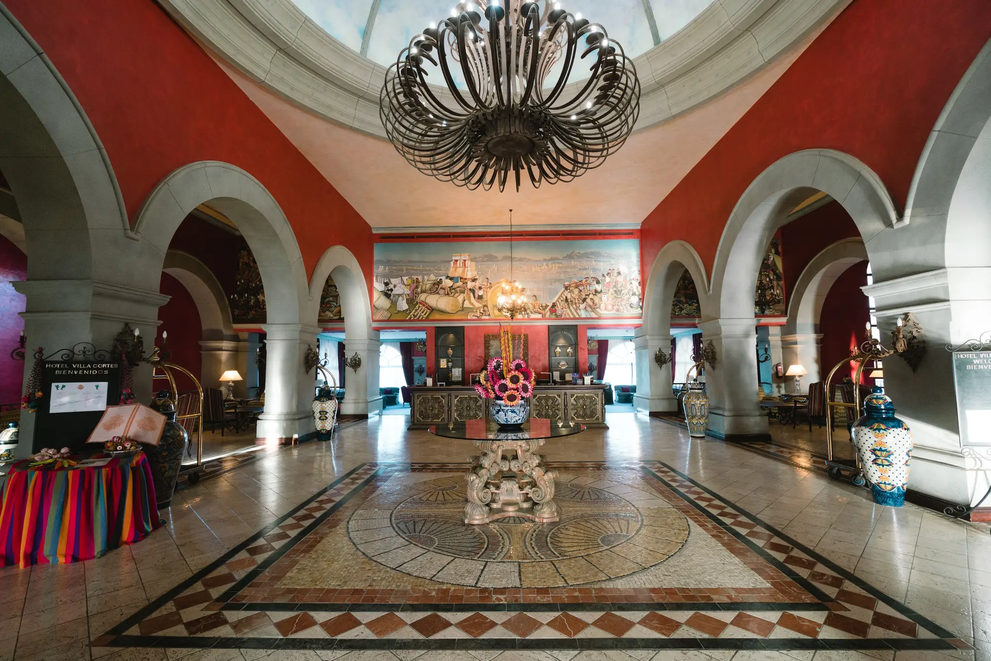 Europe Villa Cortes, Lobby