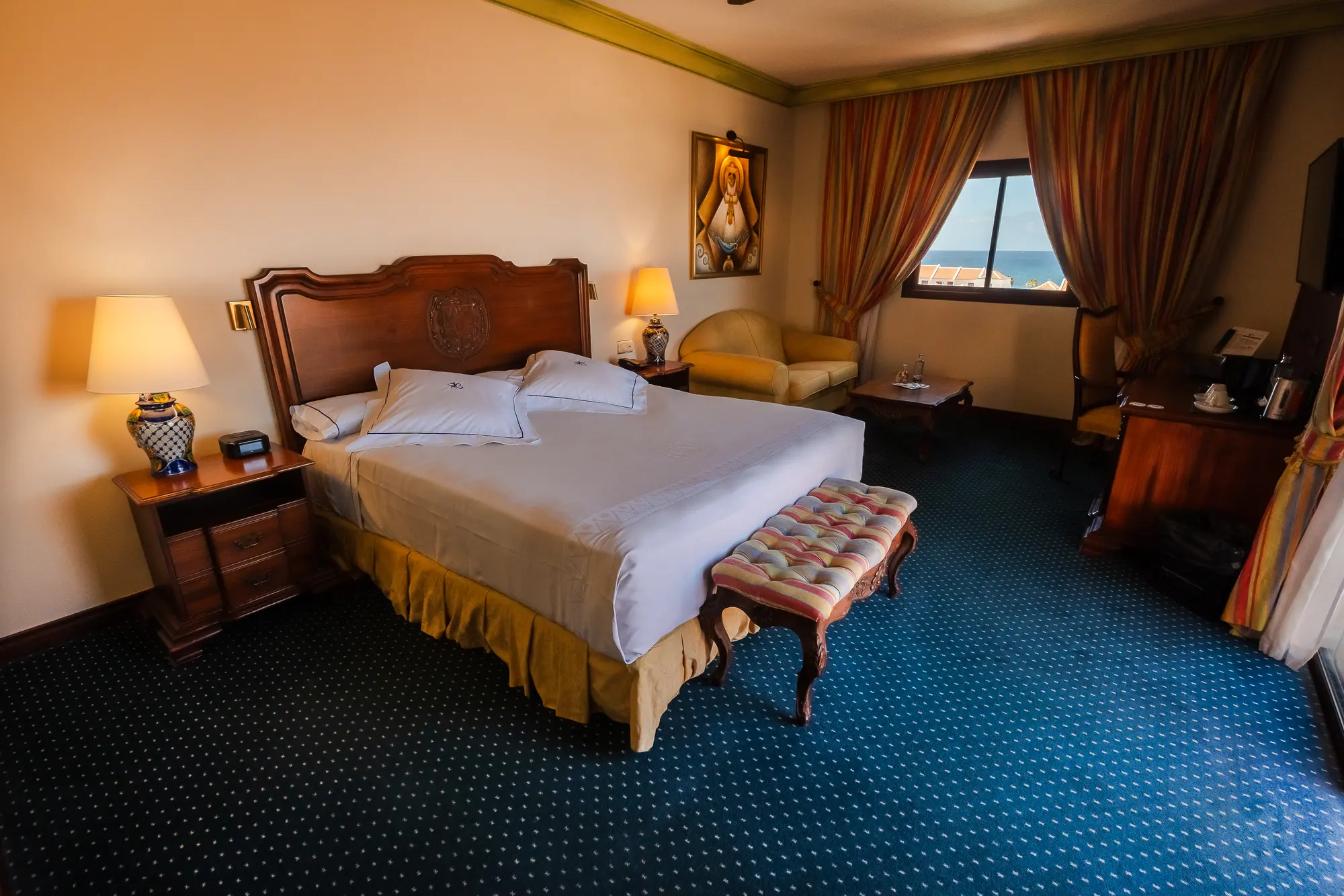 Europe Villa Cortes, Room