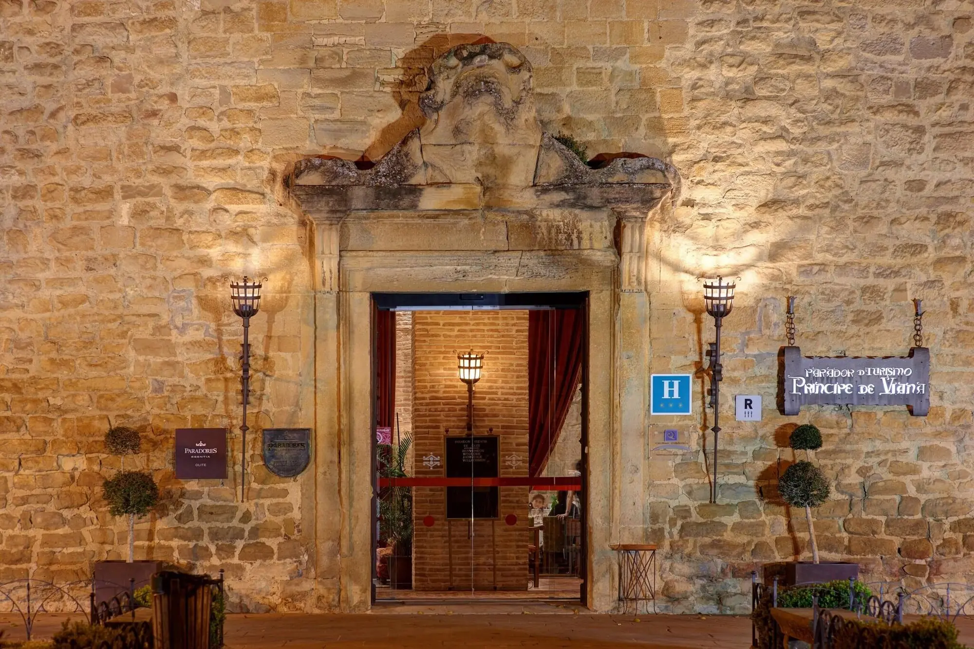 Parador De Olite, General view
