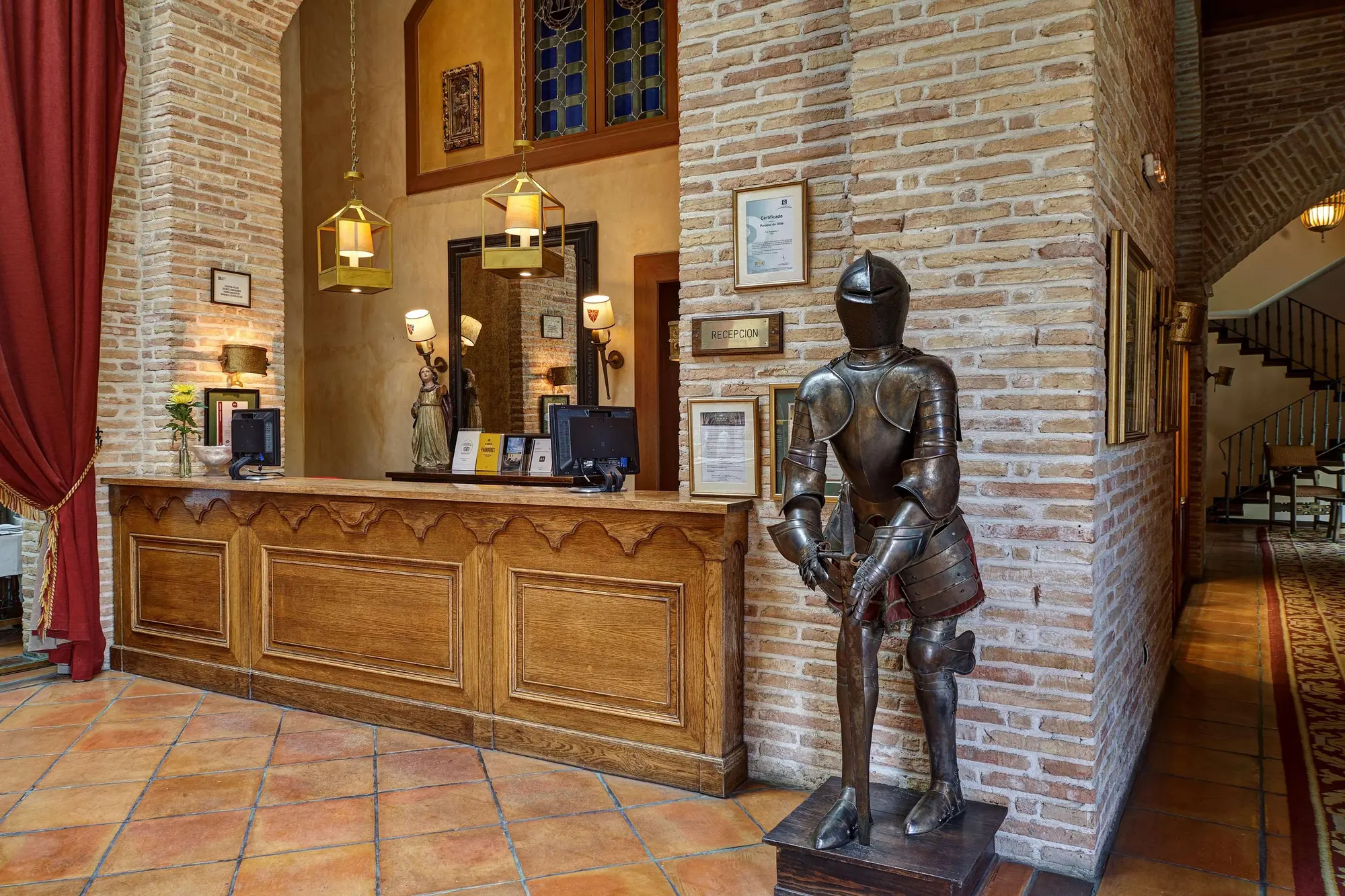 Parador De Olite, Lobby