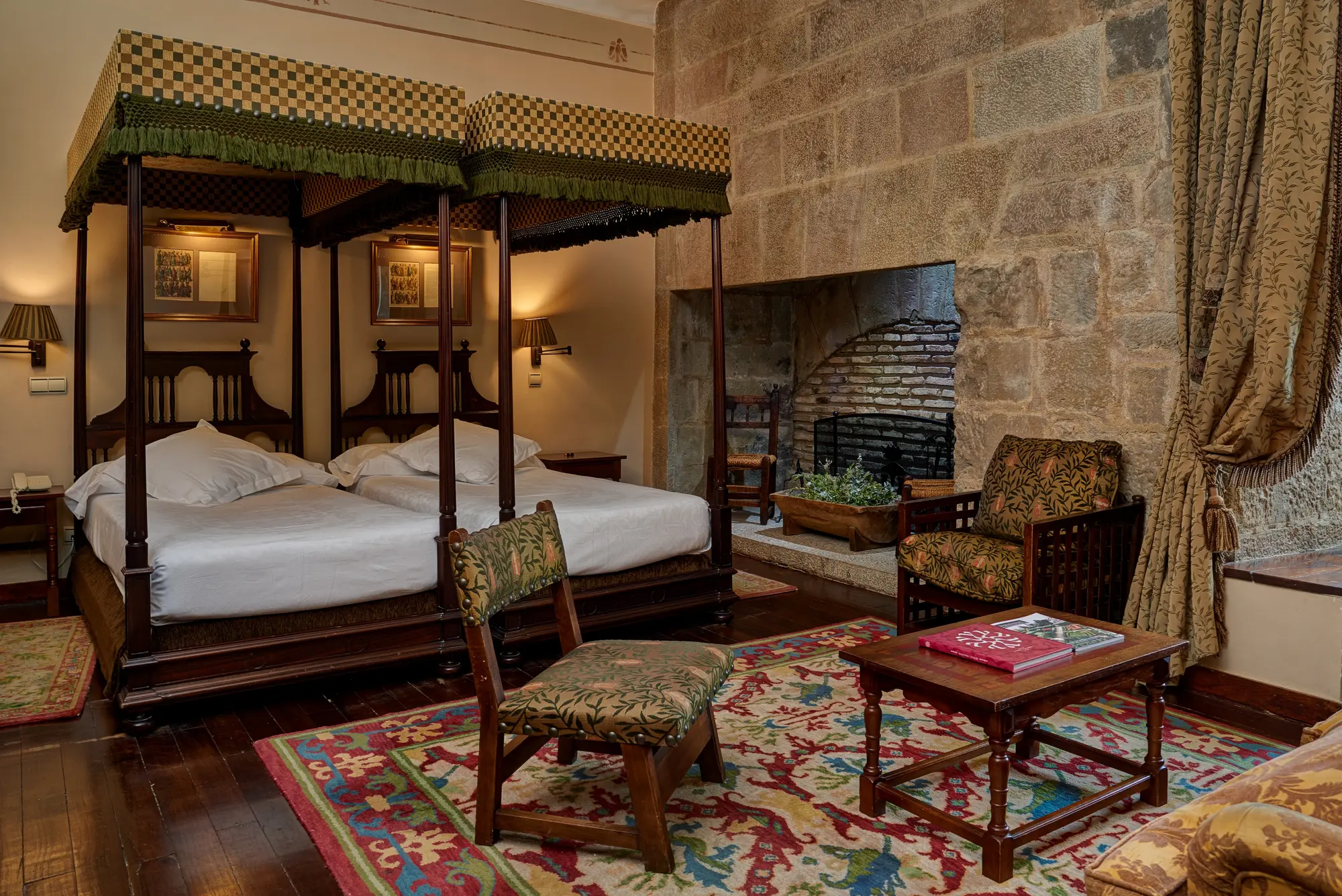 Parador De Olite, Room
