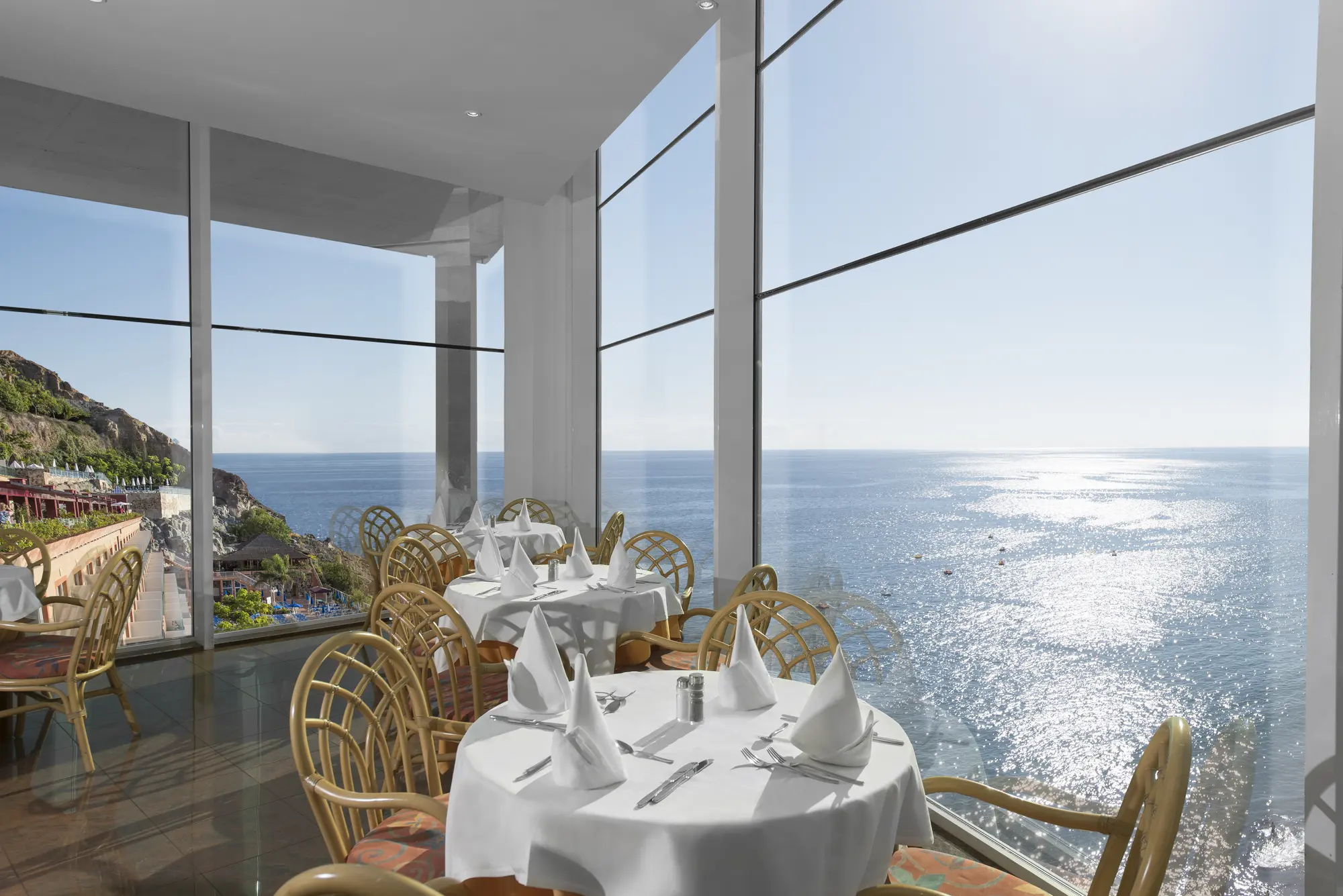 Mogan Princess & Beach Club, Restaurant