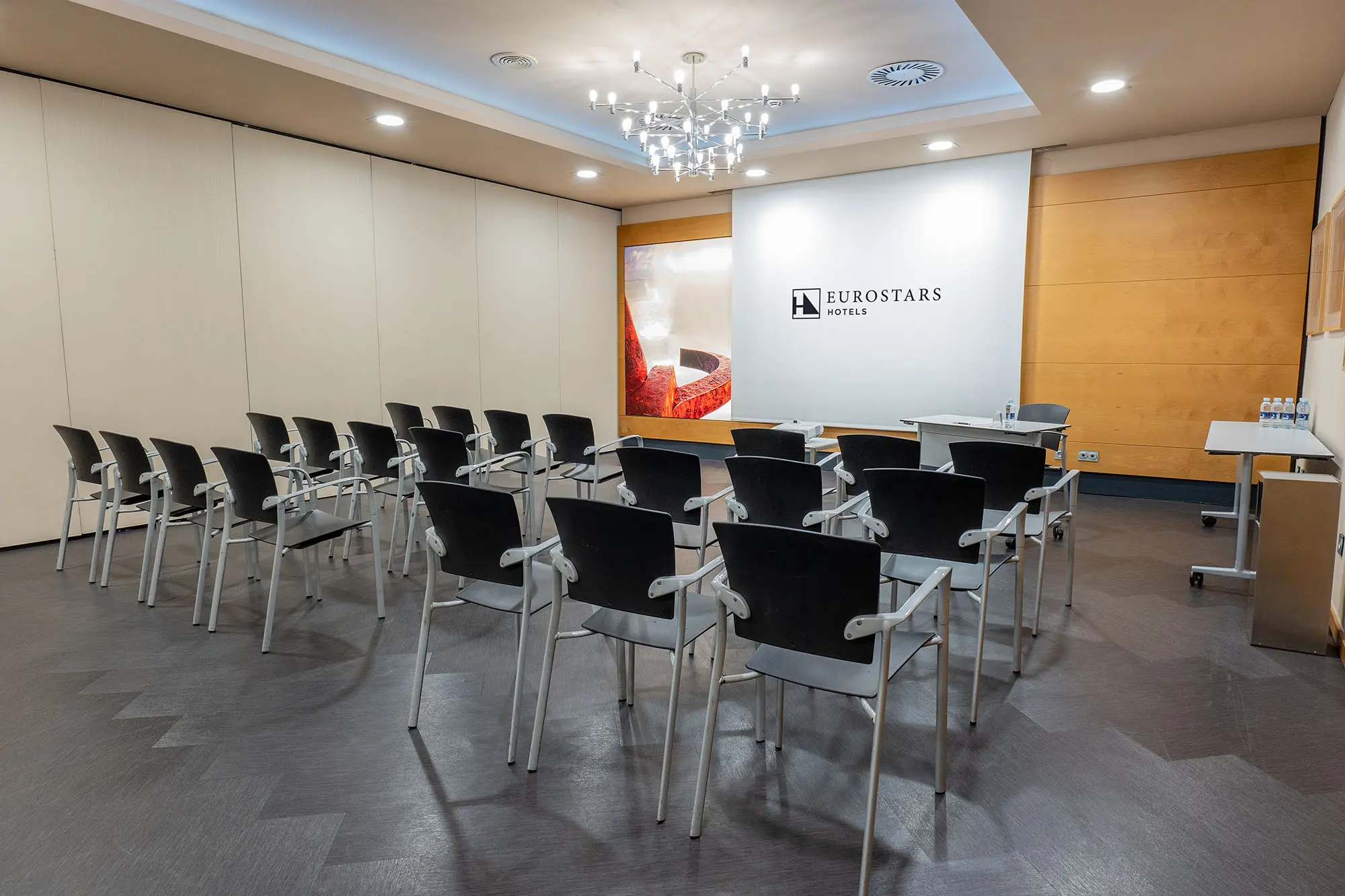 Eurostars Amara, Conferences