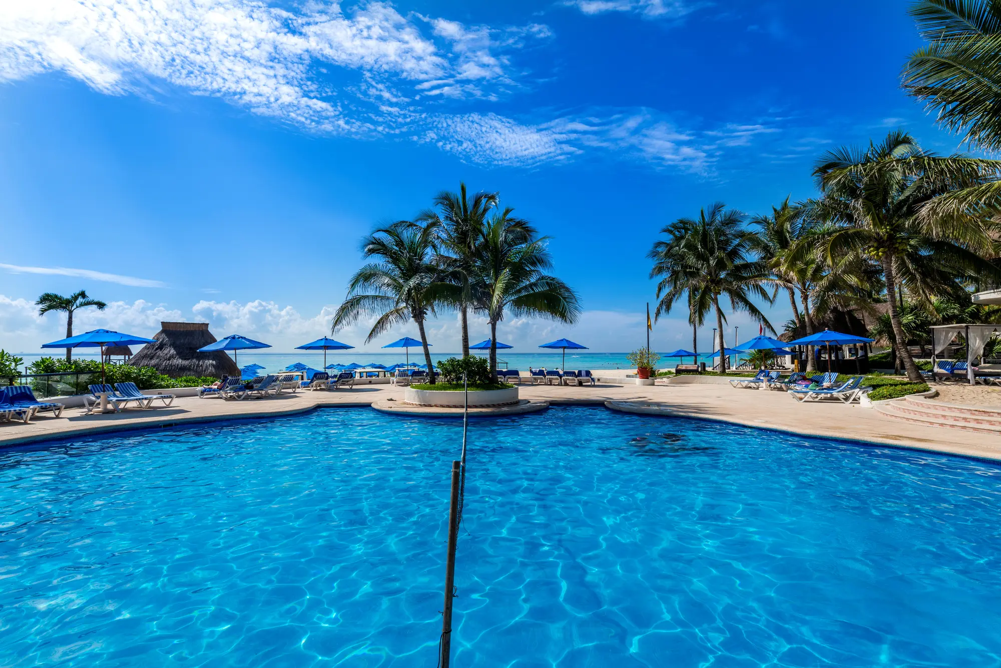 The Reef Playacar, Pool