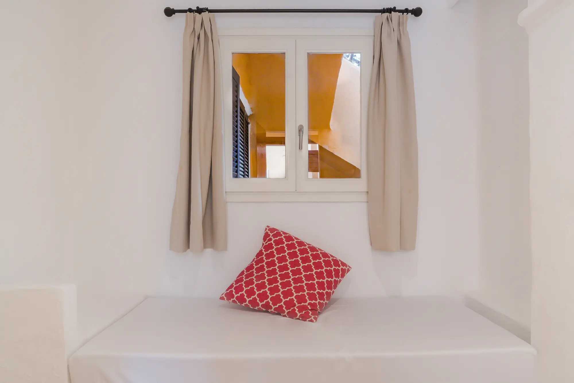FERGUS Style Punta Arabi, Room