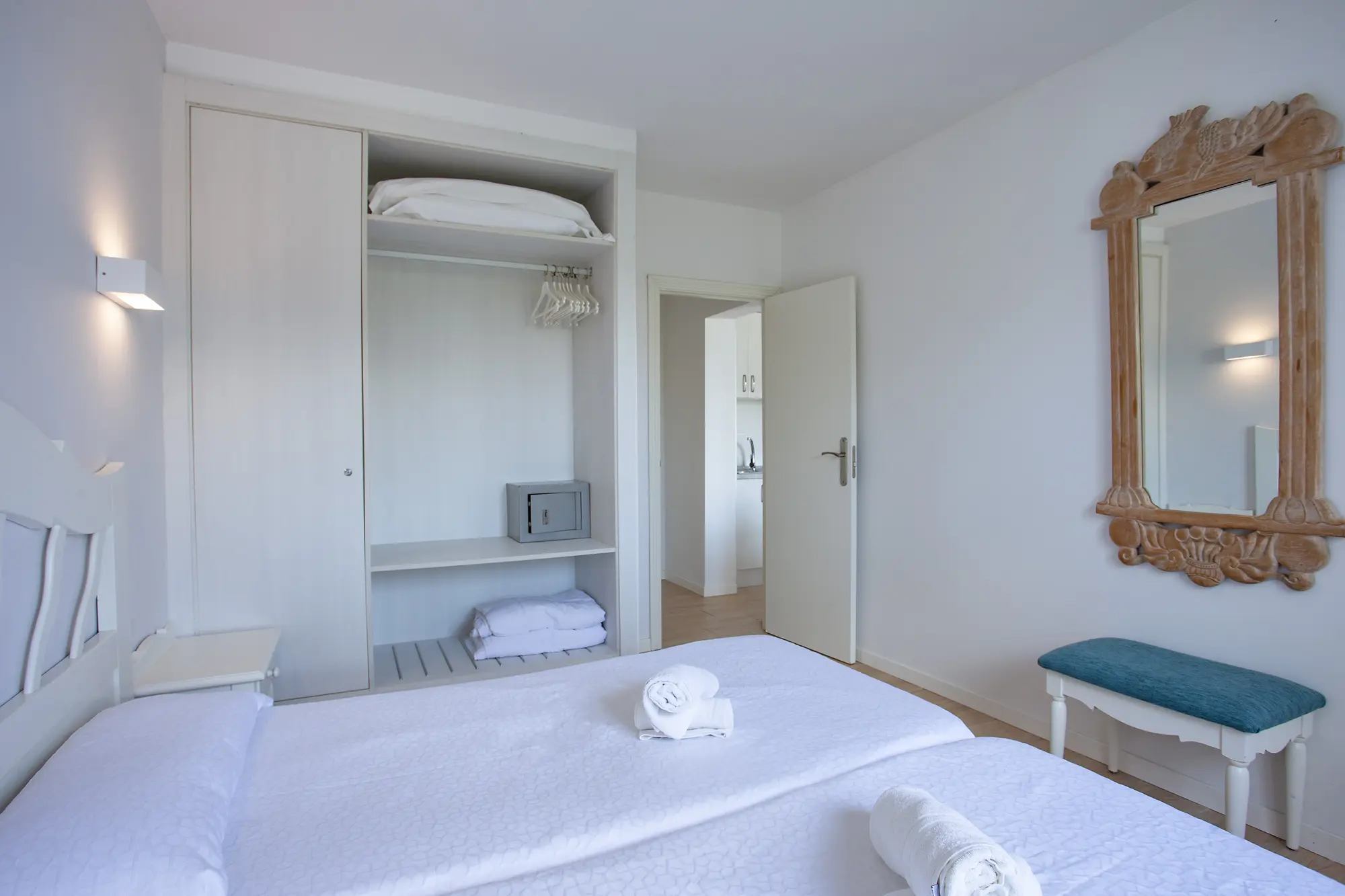 Apartamentos Europa, Room