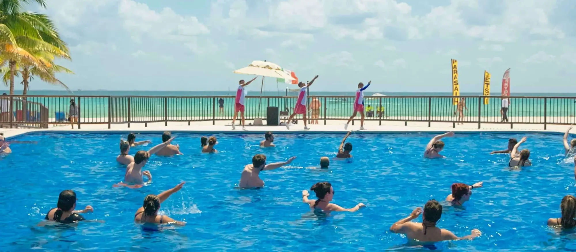 Allegro Playacar, Pool
