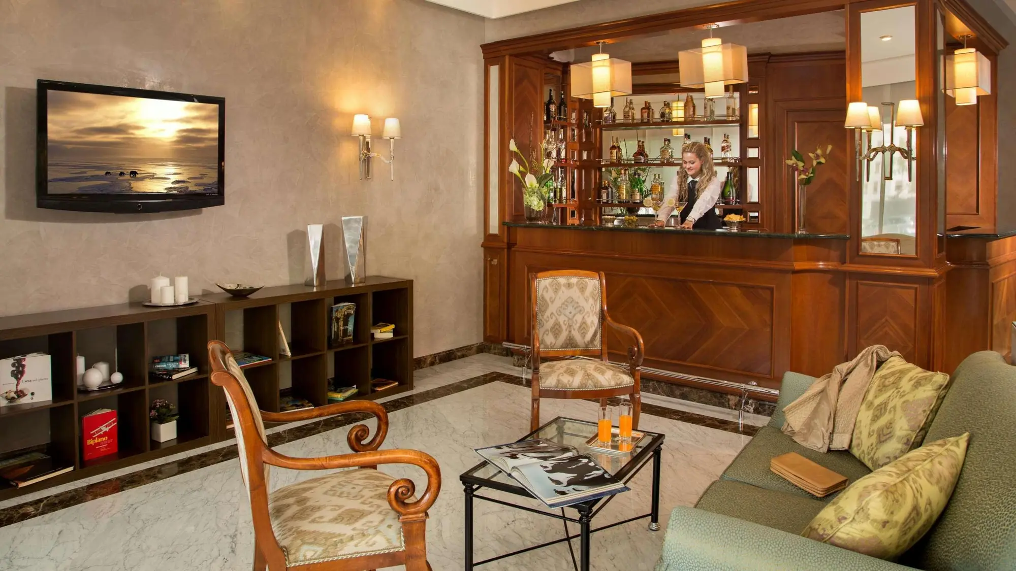 Santa Costanza, Lobby