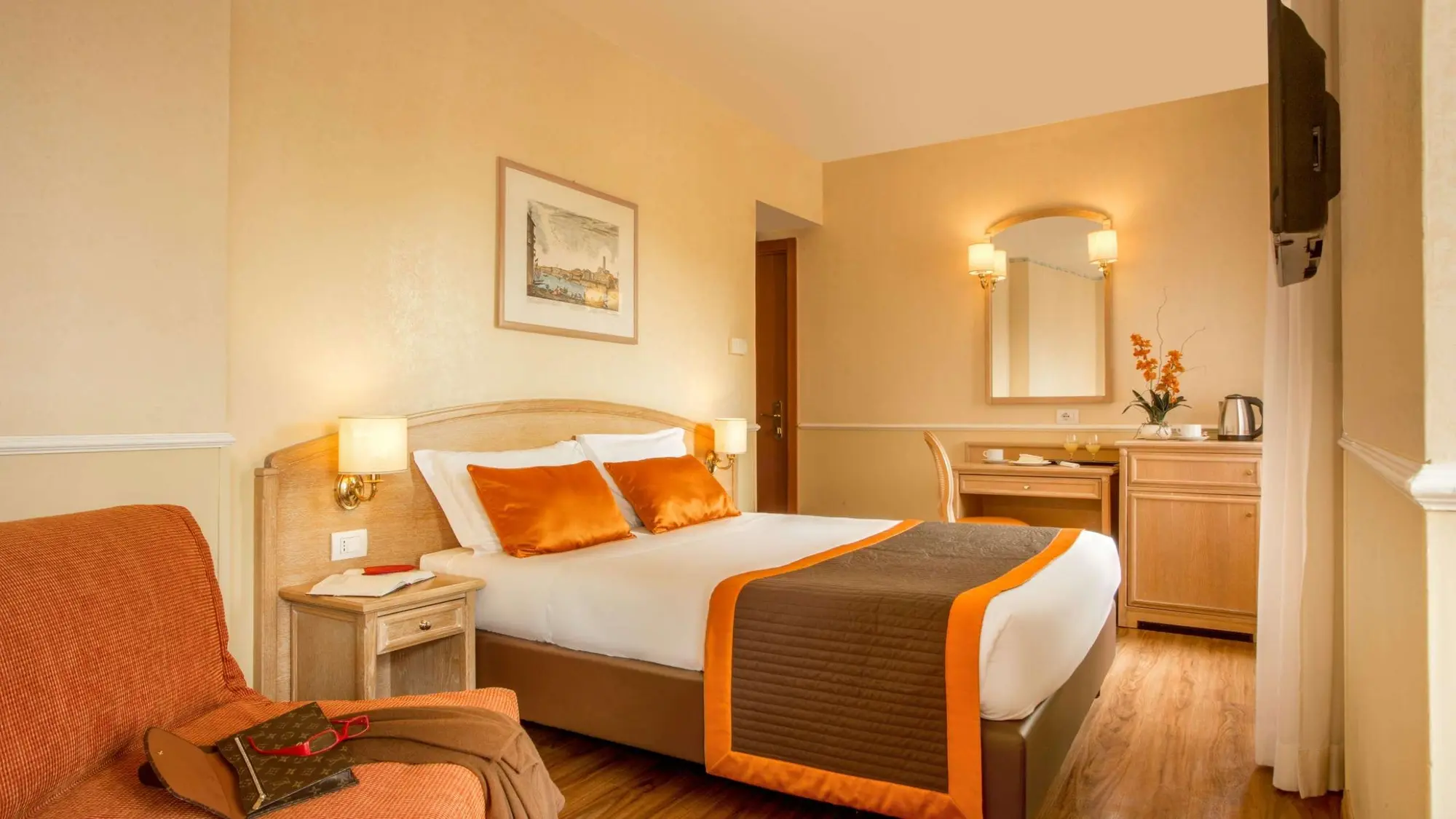 Santa Costanza, Room