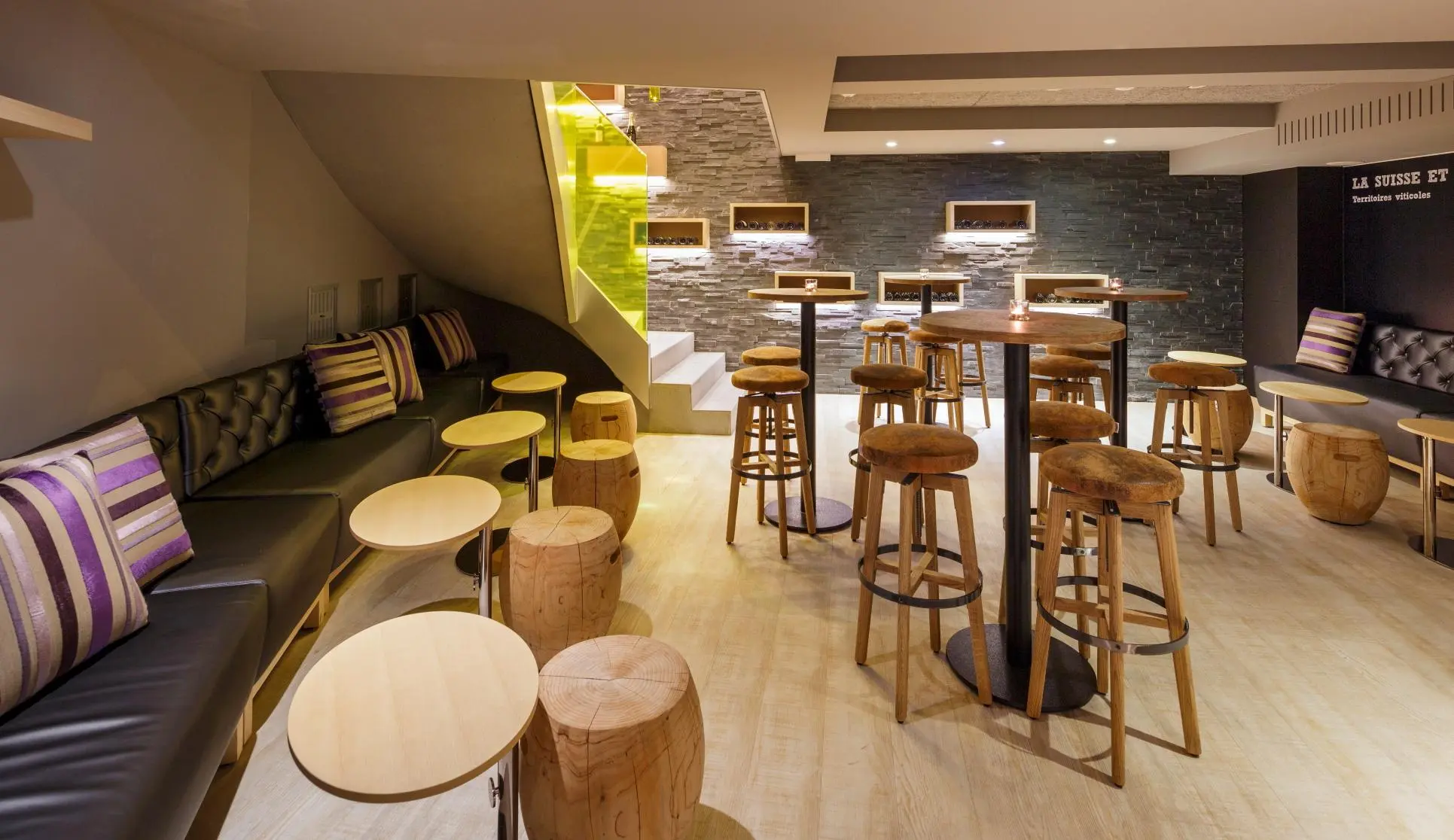 Swiss Wine By Fassbind, Bar