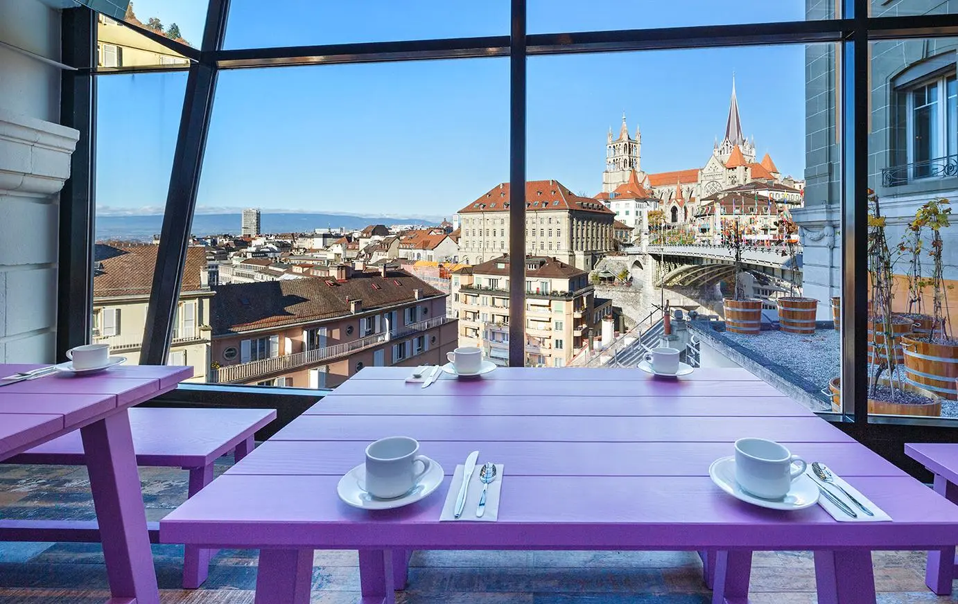 Swiss Wine By Fassbind, Restaurant