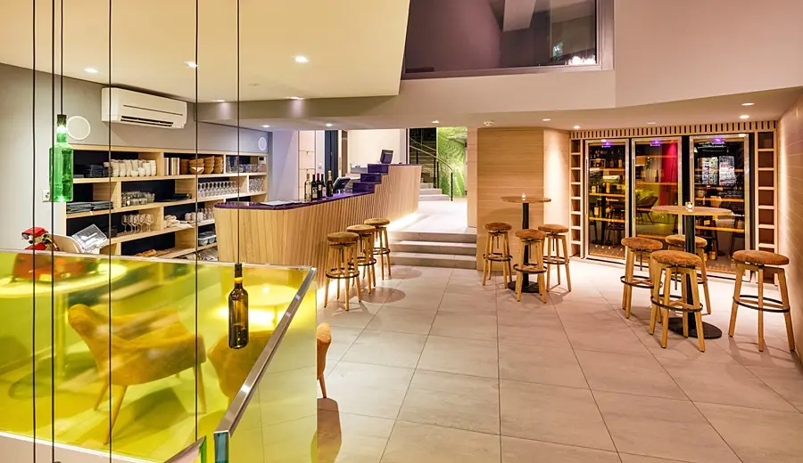 Swiss Wine By Fassbind, Restaurant