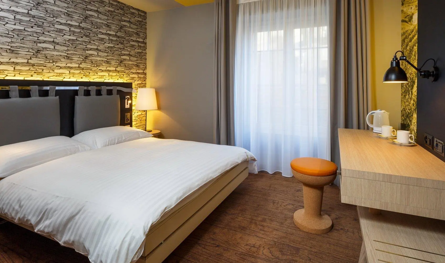 Swiss Wine By Fassbind, Room