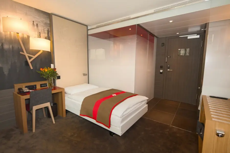 Agora Swiss Night by Fassbind Lausanne, Room